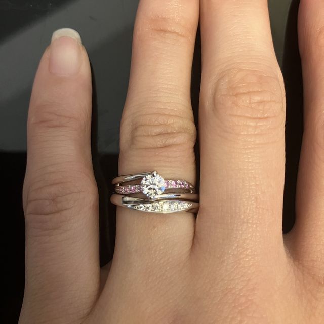 【Mariage ent(マリアージュエント)の口コミ】 二重付けした時に波型できれいに見えるので選びました。外側のトパーズが…