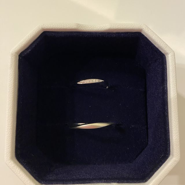 【4℃ BRIDAL(ヨンドシーブライダル)の口コミ】 プラチナはプラチナでも、強度の強いプラチナにしました。
4℃しか取り扱い…