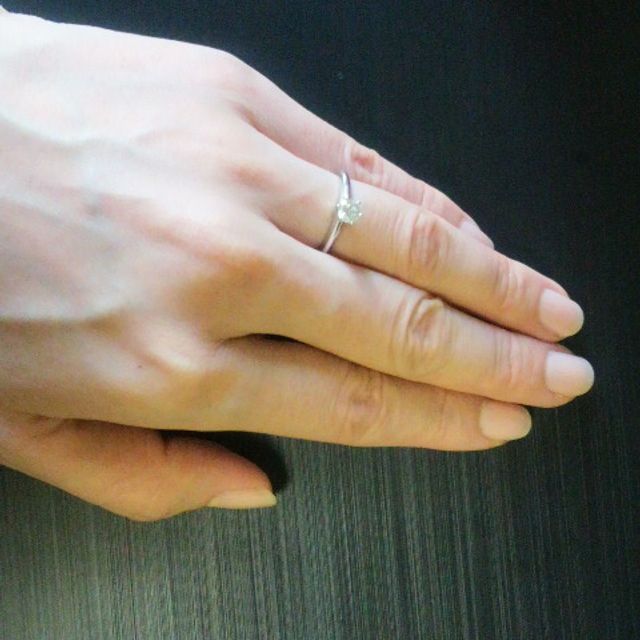 【ティファニー(Tiffany & Co.)の口コミ】 サプライズでプレゼントしてくれたのですが、不思議と指にピッタリでした…