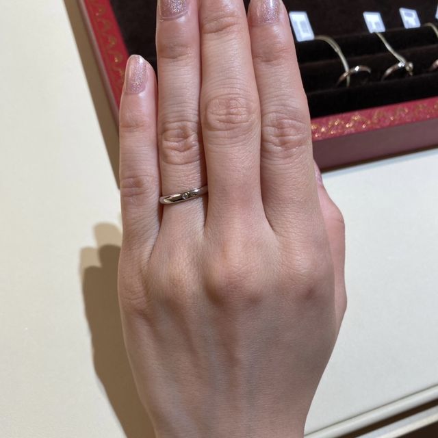 【カルティエ(Cartier)の口コミ】 長く使うことを考えて、歳を重ねても違和感がなく、どんなファッションに…