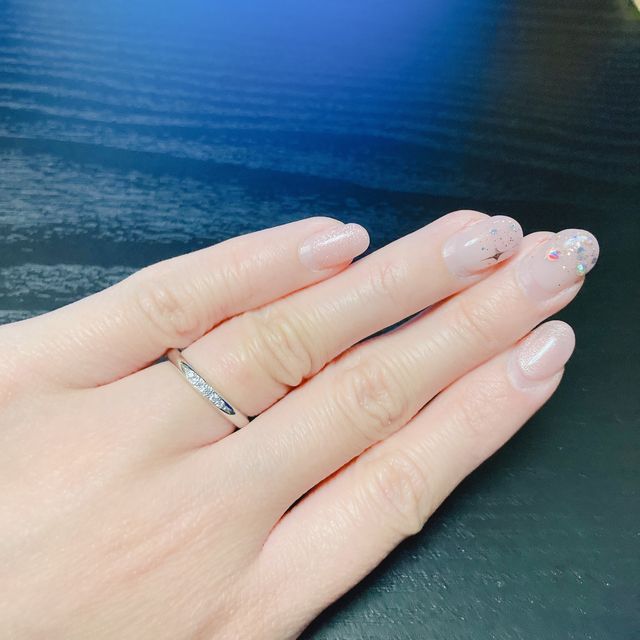 【銀座ダイヤモンドシライシの口コミ】 メレダイヤが上品でとてもお気に入りです！
5粒タイプなので、派手すぎず…