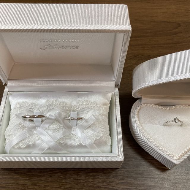 【JEWELRY STUDIO Advance(ジュエリースタジオアドバンス)の口コミ】 結婚指輪は、デザインが派手すぎず、王道で、毎日付けやすいものを選びま…