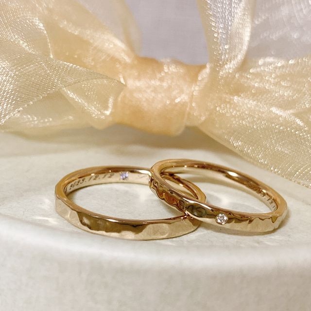 【birds(バーズ)の口コミ】 指輪のおすすめポイントはデザインです。表面の凹凸は風をイメージされて…