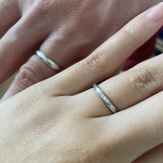 【アイプリモ(I-PRIMO)の口コミ】 シンプルなデザインがよく、この指輪にしました。価格も2人で20万程度でし…