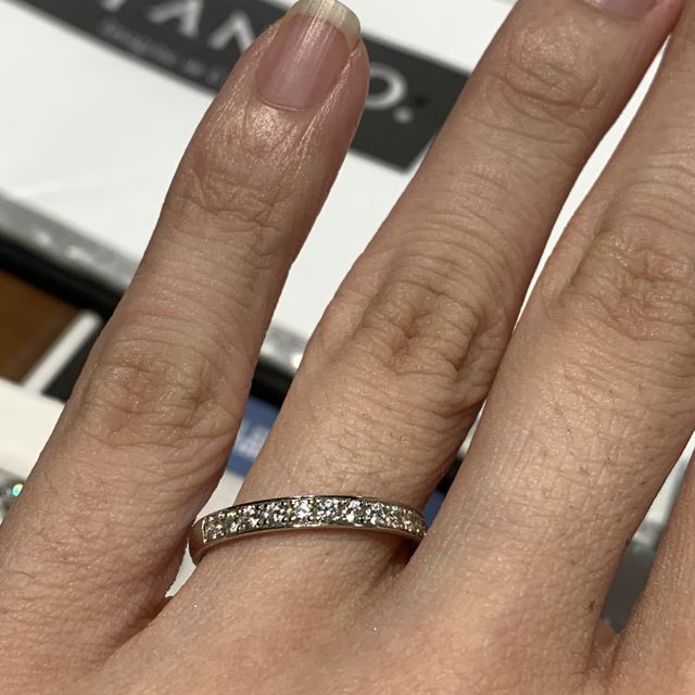 【TANZO.(鍛造指輪)の口コミ】 婚約指輪が無かったので、値段が少し上がっても、その分も華やかなものを…