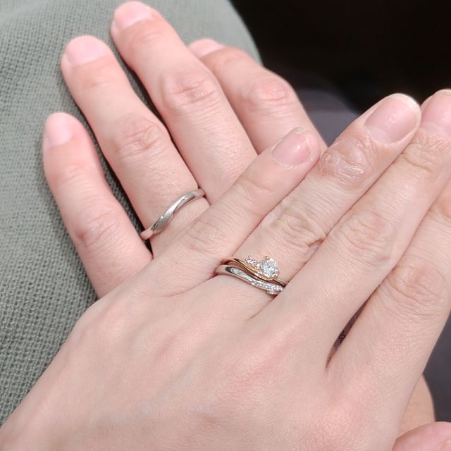 【アイプリモ(I-PRIMO)の口コミ】 婚約指輪は少し個性的でありながらもちょっとしたお出かけにもしていける…