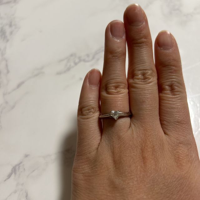 【ティファニー(Tiffany & Co.)の口コミ】 ハートの形のダイヤモンドがあることを知って、婚約指輪は絶対ハートシェ…