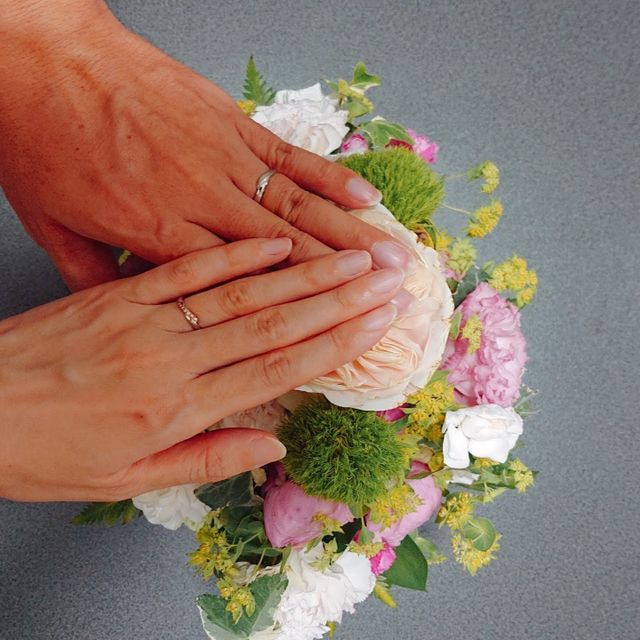 【STAR JEWELRY(スタージュエリー)の口コミ】 複数のダイヤモンドが並んでいるのが高級感があって気にいっています。旦…