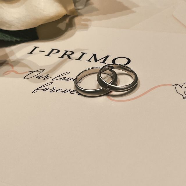 【アイプリモ(I-PRIMO)の口コミ】 マットとツヤ感のどちらもあるデザインで、今後歳を重ねても長く着けられ…