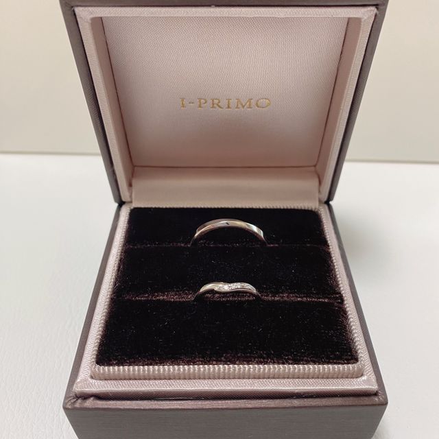 【アイプリモ(I-PRIMO)の口コミ】 指馴染みがいいなとおもいます。また、ダイヤがとても綺麗です。
ダイヤの…