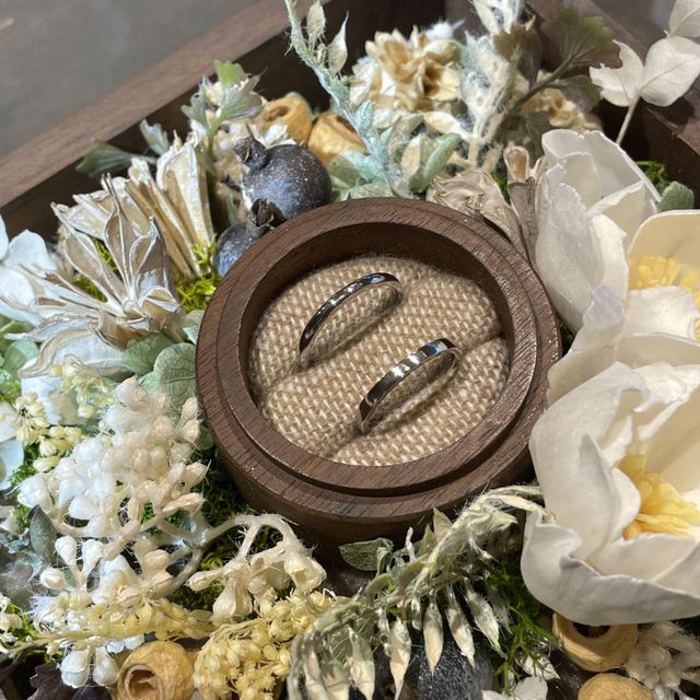 【鎌倉彫金工房の口コミ】 デザイン性よりはシンプルで、綺麗でずっとつけてても長持ちするようのが…