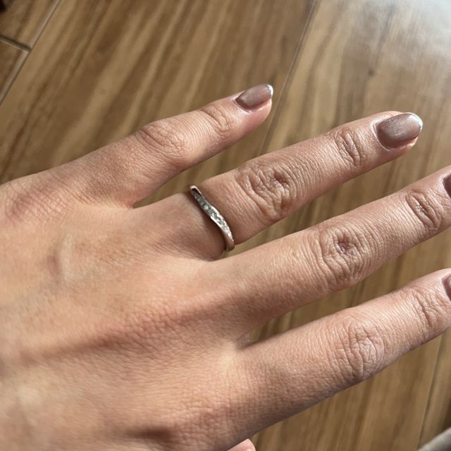 【アイプリモ(I-PRIMO)の口コミ】 値段は、2人で24万ほど
デザインは長い指の人に合うウェーブ型にしました
…