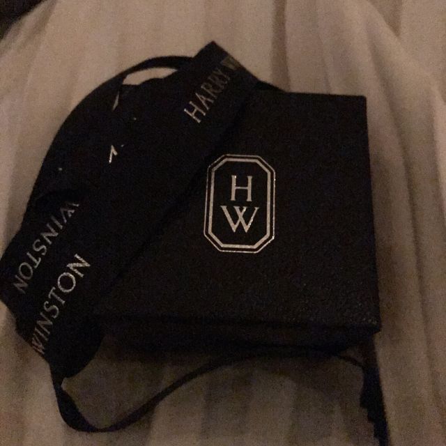 【ハリー・ウィンストン(Harry Winston)の口コミ】 クラシック・リングのなかでも数少ない(あまり所有しているかたが多くない…