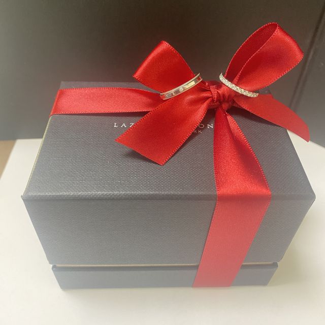 【ラザール ダイヤモンド(LAZARE DIAMOND)の口コミ】 いろんなお店を見て回りましたが、最終的にダイヤの輝きが美しかったので…