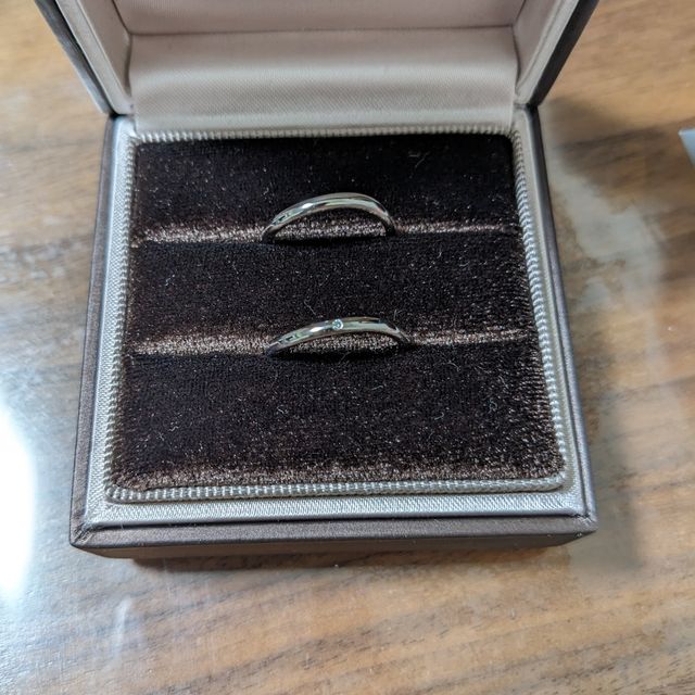 【アイプリモ(I-PRIMO)の口コミ】 【おすすめポイント】
①ウェーブしているため、フィット感があり指をきれ…