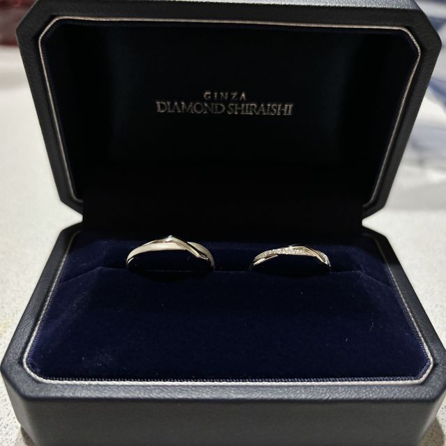 【銀座ダイヤモンドシライシの口コミ】 ウェーブデザインを希望していましたが、色々見てもしっくり来ず妥協しよ…