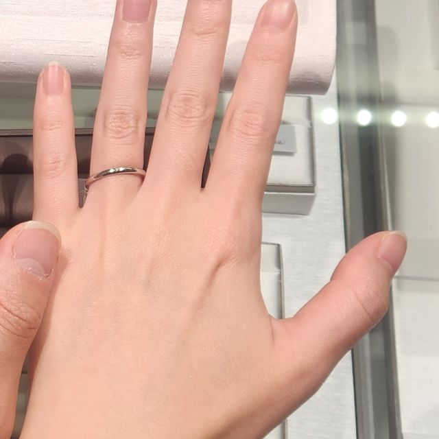 【アイプリモ(I-PRIMO)の口コミ】 とてもシンプルなデザインで、この先ずっと着けることができると思います…