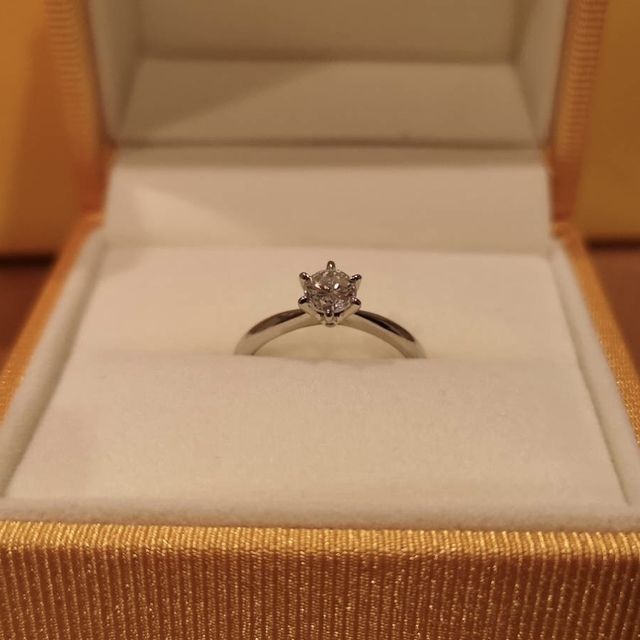 【ケイウノ ブライダル(K.UNO BRIDAL)の口コミ】 両家からダイヤの指輪を譲り受け、リフォームできるブランドを探していま…