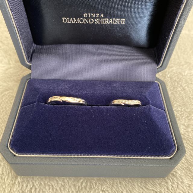 【銀座ダイヤモンドシライシの口コミ】 たくさん種類があるため選ぶのにかなり時間がかかりました。銀座ダイヤモ…