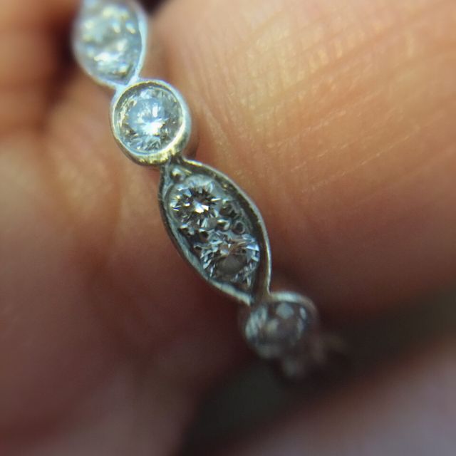 【ティファニー(Tiffany & Co.)の口コミ】 婚約指輪は立て爪リングタイプが多いのですがずっと付けていたかったので…