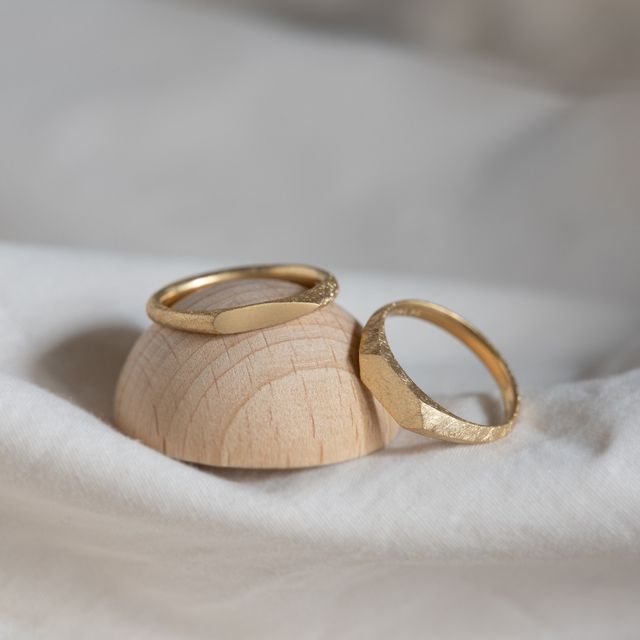 【Cayof(カヨフ)の口コミ】 ゴールドの結婚指輪にしたい願いがあり、Instagramで探していた所、cayof…