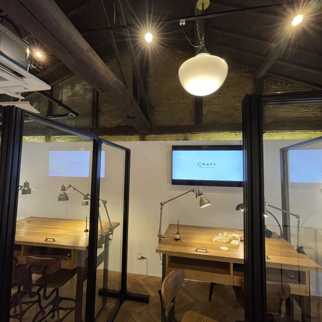 【CRAFY(クラフィ)の口コミ】 .
指輪の材質やデザインなど
すべて選べるのが良くて
気持ちのこもったオ…