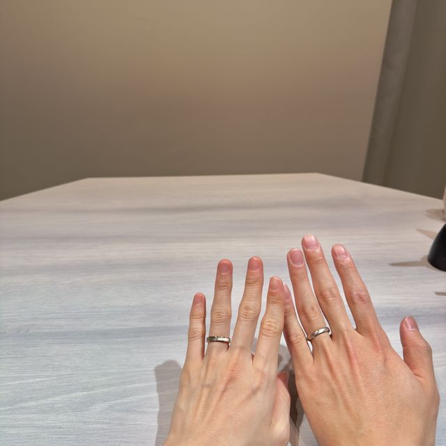 【BONDS(ボンズ)の口コミ】 シンプル過ぎず、華やかさがありながらも品のあるデザインが良いなと思い…