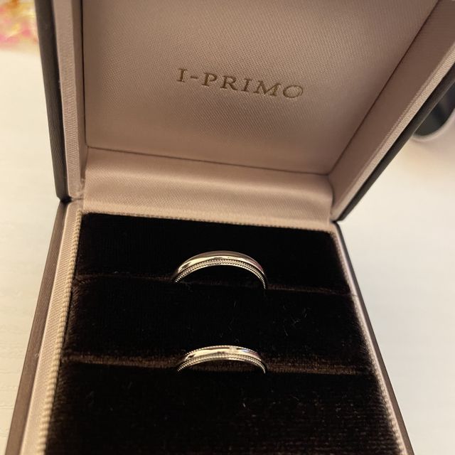 【アイプリモ(I-PRIMO)の口コミ】 ミル打ち加工が前面についており回っても大丈夫、ダイヤがついているほう…