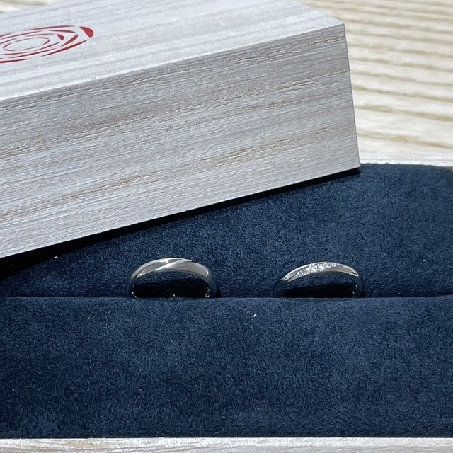 【出雲結(いずもゆい)の口コミ】 新婦が風結の指輪に一目惚れし、2人で実際に見て決めました。
一つ一つに…