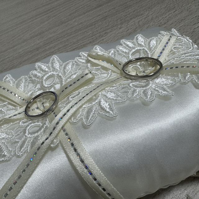 【PILOT BRIDAL(パイロットブライダル)の口コミ】 デザインに一目惚れしました。
肌なじみがよく、普段の服装に合わせやすい…