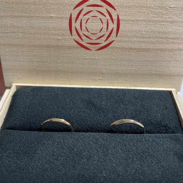 【出雲結(いずもゆい)の口コミ】 シンプルでオシャレ感があるところに惹かれました。
長年着用しても、飽き…