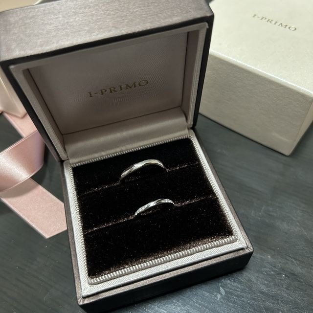 【アイプリモ(I-PRIMO)の口コミ】 側面にダイヤがあるため、普段見るアングル・人から見られるアングルで輝…