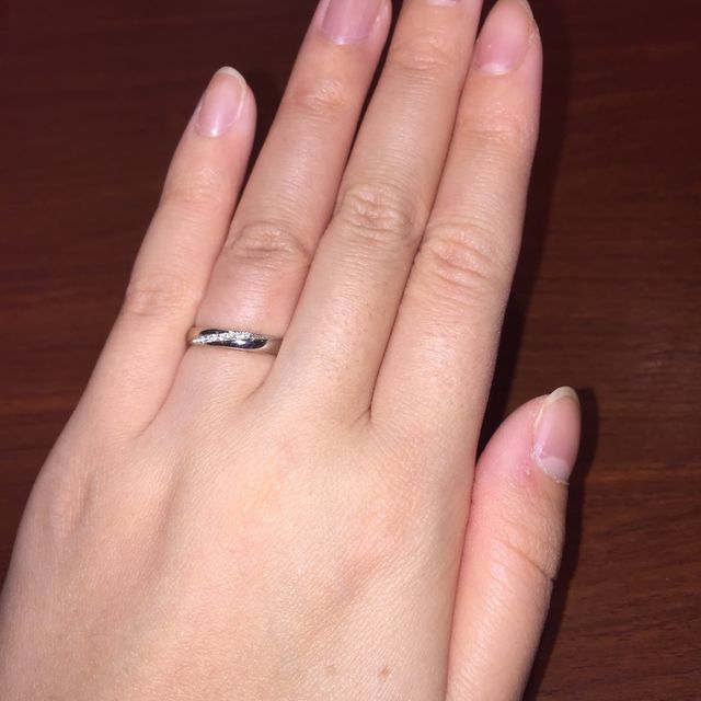 【PILOT BRIDAL(パイロットブライダル)の口コミ】 1番気に入った点は、つけ心地です。
普段あまりアクセサリーを身につける…