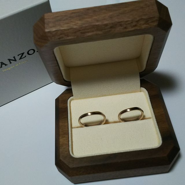 【TANZO.(鍛造指輪)の口コミ】 製作期間と製法が独特なので、良い思い出になると思いました。
もともとジ…