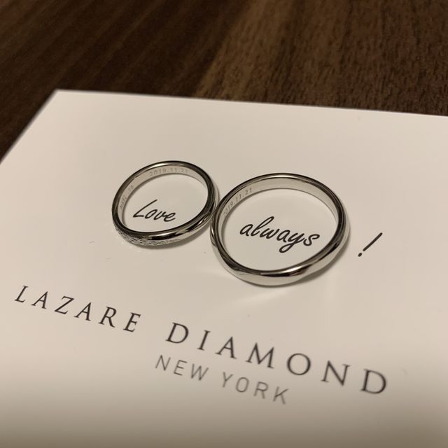 【ラザール ダイヤモンド(LAZARE DIAMOND)の口コミ】 最終的にデランシーを選びましたが、ウェーブなデザインと綺麗なプラチナ…