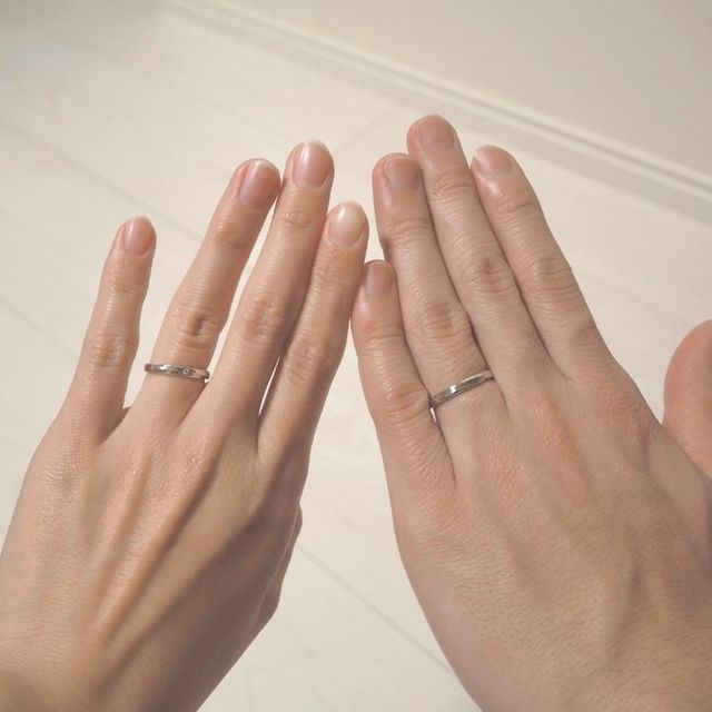 【銀座ダイヤモンドシライシの口コミ】 シンプルで、だけど煌びやかで、どんな服装にも合います！着け心地も良く…