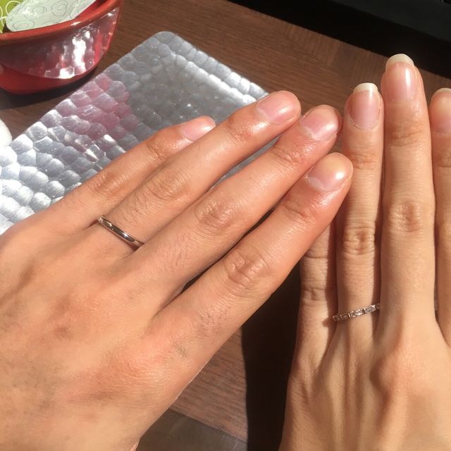 【BIJOUPIKO(ビジュピコ)の口コミ】 四角いダイヤで指を囲むようなデザインでとても華やかです。他ではあまり…