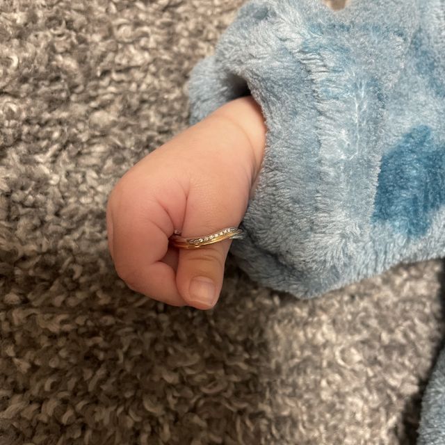 【LOVE NOTESの口コミ】 金とシルバーの2色なところがとても気に入っています。
どんなスタイルに…