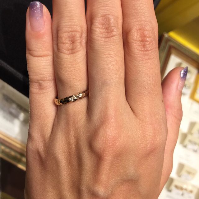 【ケイウノ ブライダル(K.UNO BRIDAL)の口コミ】 ディズニーとのコラボの指輪デザインでこちらはリトルマーメイドをモチー…