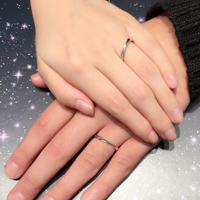 【銀座ダイヤモンドシライシの口コミ】 細身のリングで派手すぎず地味すぎないデザインを探していて、ゼクシィの…