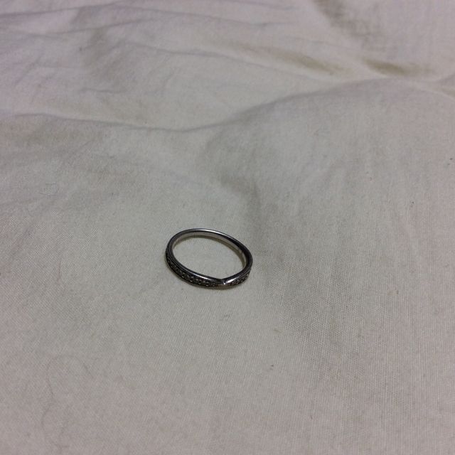 【ティファニー(Tiffany & Co.)の口コミ】 主人が選んでくれた婚約指輪がハーモニーだったので、同じデザインで合わ…