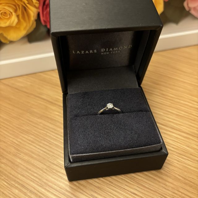【ラザール ダイヤモンド(LAZARE DIAMOND)の口コミ】 ダイヤモンドとプラチナの輝きが素晴らしいです。カットにこだわっている…
