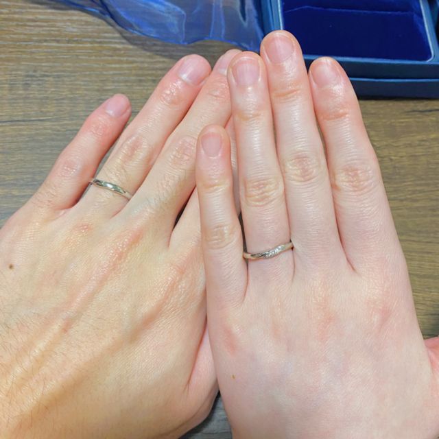 【銀座ダイヤモンドシライシの口コミ】 もともとストレートが好みだったのですが、こちらをスタッフさんが持って…