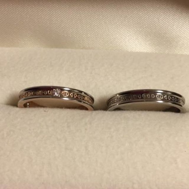 【Petit Marie(プチマリエ)の口コミ】 女性の指輪の好みと男性の好みが一致が決め手です。女性用はピンクゴール…