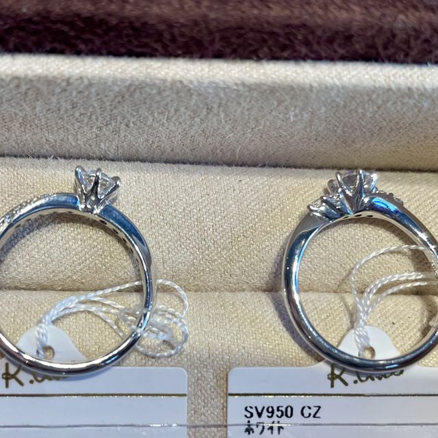 【ケイウノ ブライダル(K.UNO BRIDAL)の口コミ】 ケイウノさんはデザインにこだわっておりました。ディズニーが好きな私は…