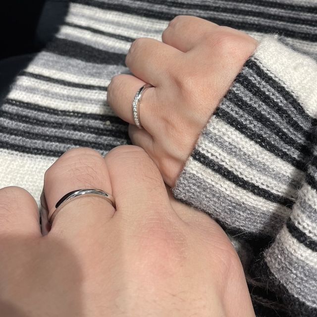 【銀座ダイヤモンドシライシの口コミ】 とにかく着け心地とデザインが気に入りました。
普段アクセサリーを付けな…