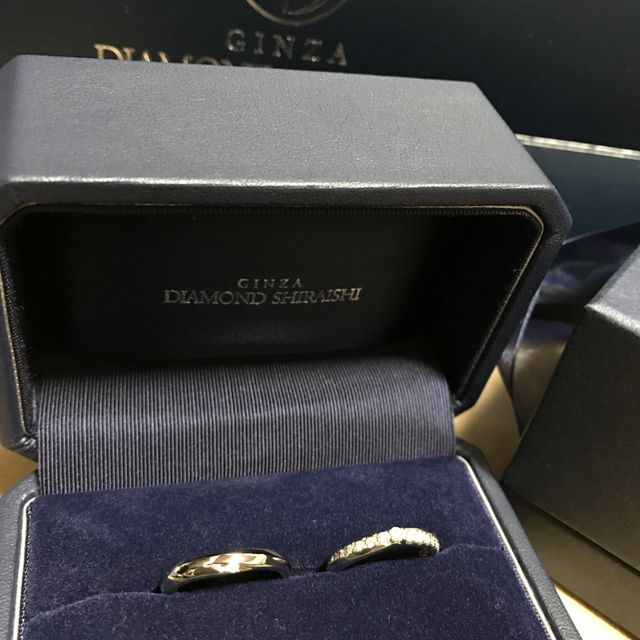 【銀座ダイヤモンドシライシの口コミ】 ダイヤモンドがたくさん入ったリングが良かったので、一目惚れでした。リ…