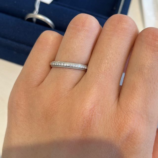 【ヴァンドーム青山(VENDOME AOYAMA)の口コミ】 ミル打ちがダイヤモンドのキラキラさを、より目立たせてくれると思いまし…