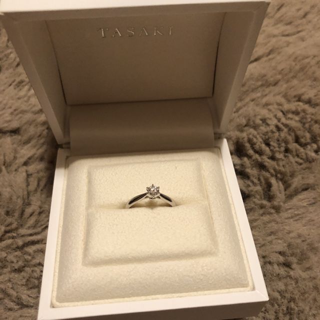 【TASAKI(タサキ)の口コミ】 指輪はシンプルな物がタイプなので、おばあちゃんになっても着けれるよう…