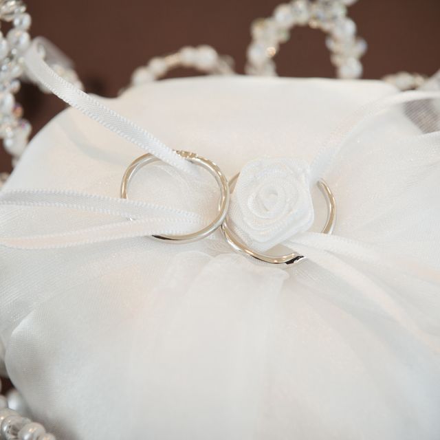 【STAR JEWELRY(スタージュエリー)の口コミ】 婚約指輪がこちらのブランドのため、結婚指輪も同じブランドで婚約指輪に…